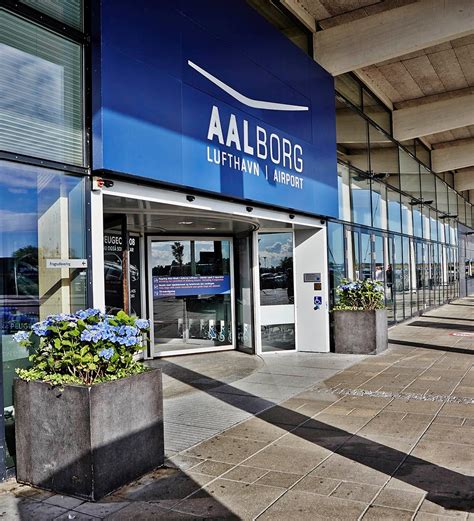 Bus Aalborg Airport (AAL) to Aabenraa from 155 kr .